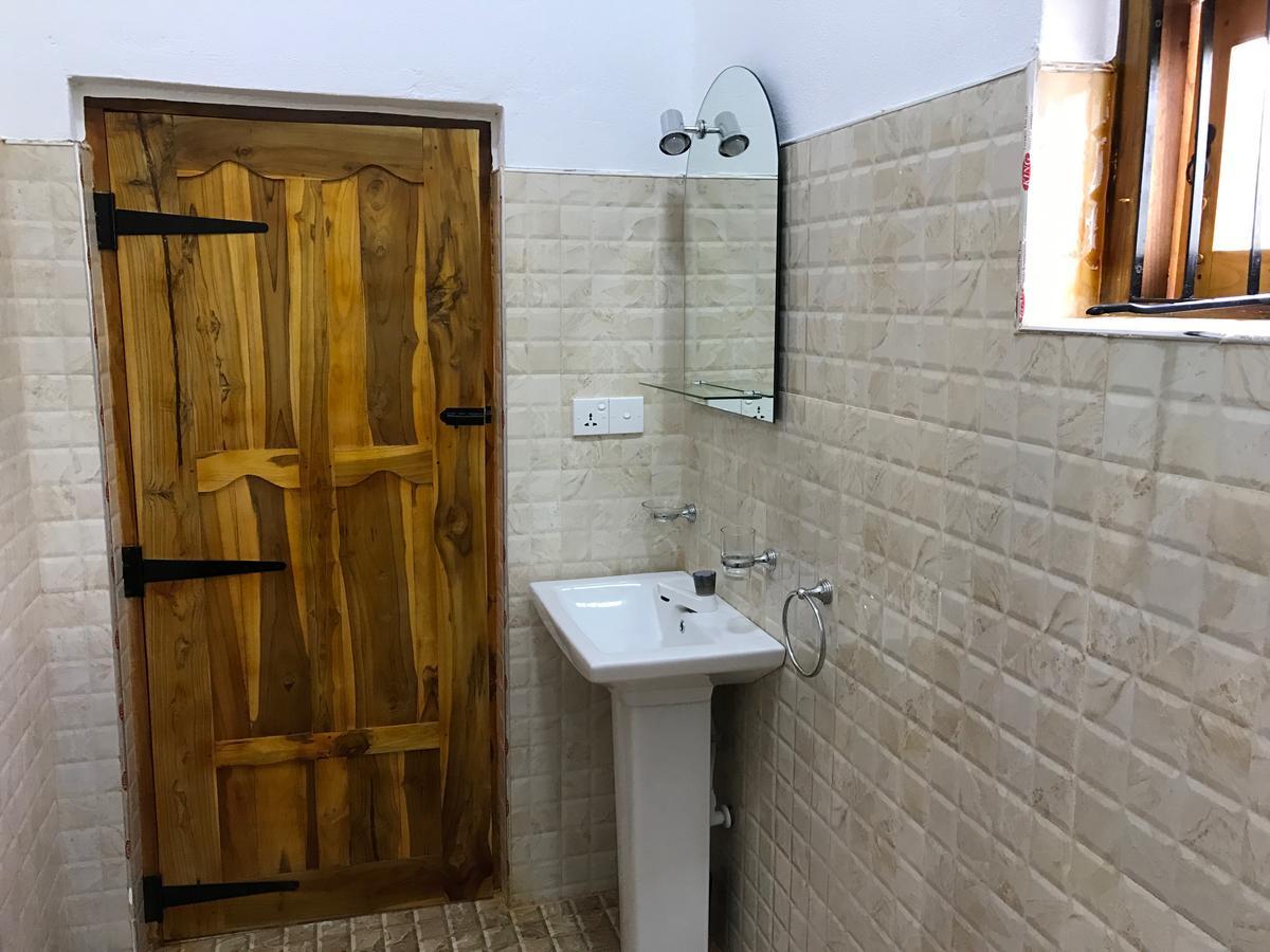 Chithru Bay Rooms & Hostel Arugam Bay Εξωτερικό φωτογραφία