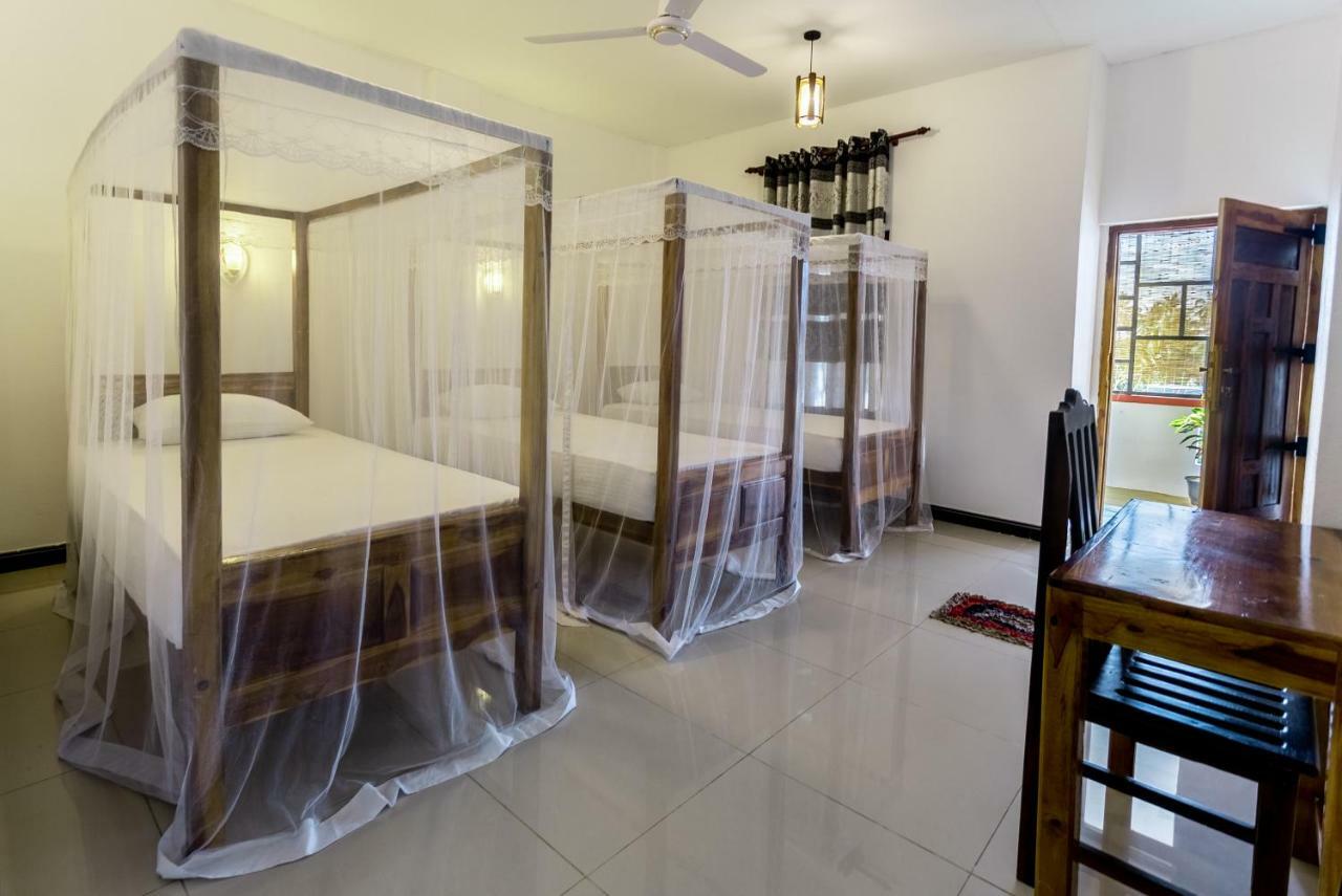 Chithru Bay Rooms & Hostel Arugam Bay Εξωτερικό φωτογραφία